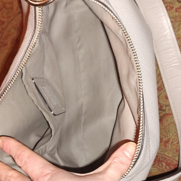 Coach Mia leather and suede shoulder bag. Good used condition. Preloved - Picture 3 of 12